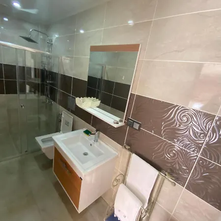 Beautiful Apart In Calis Area Apartment *